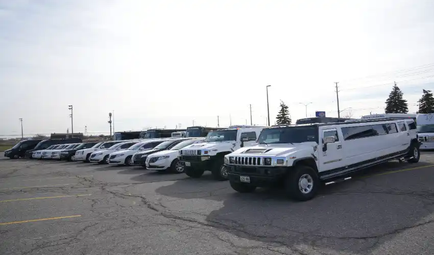 Why Choose Etobicoke Limo Service for Travel Why Choose Etobicoke Limo Service for Travel