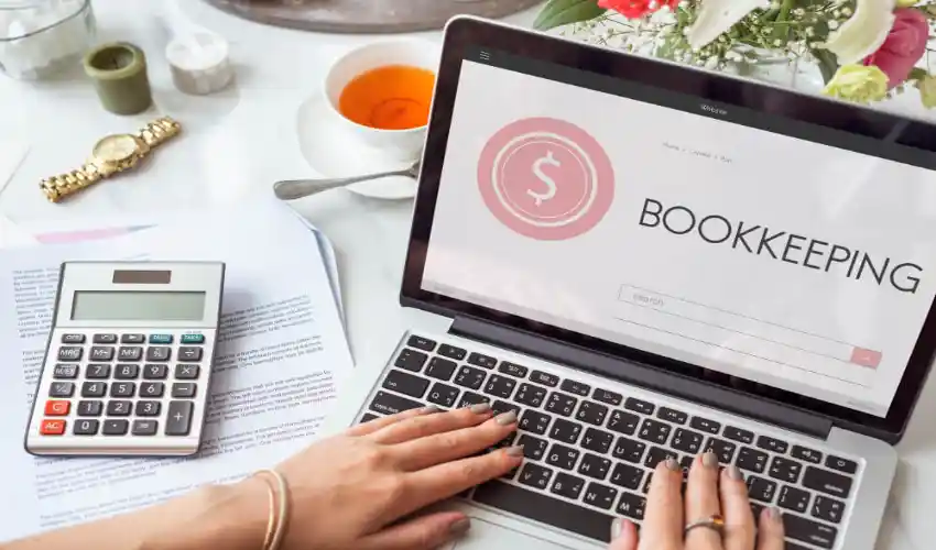 How Bookkeepers Services Improve Business Efficiency